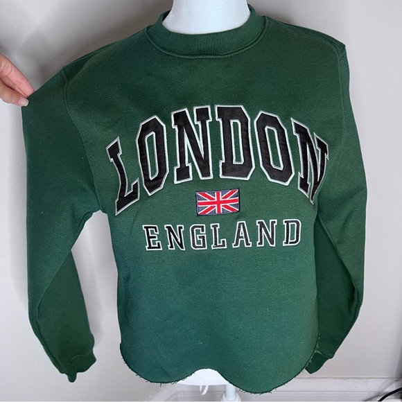 Green London England Crewneck Size Medium! - Picture 1 of 3